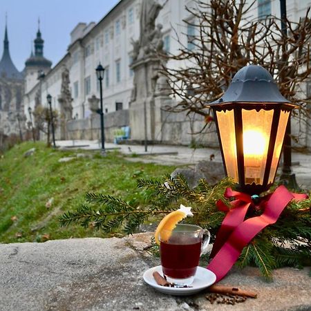 Vila U Varhanare Kutna Hora Bagian luar foto