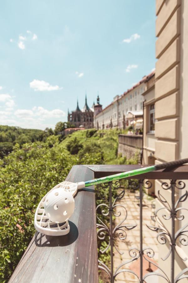 Vila U Varhanare Kutna Hora Bagian luar foto
