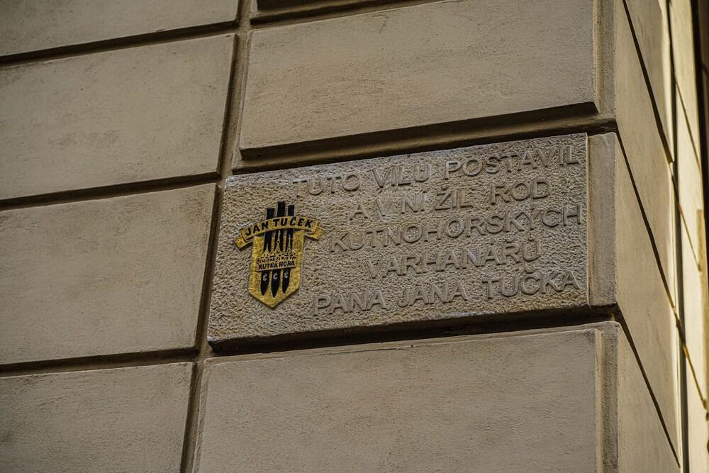 Vila U Varhanare Kutna Hora Bagian luar foto